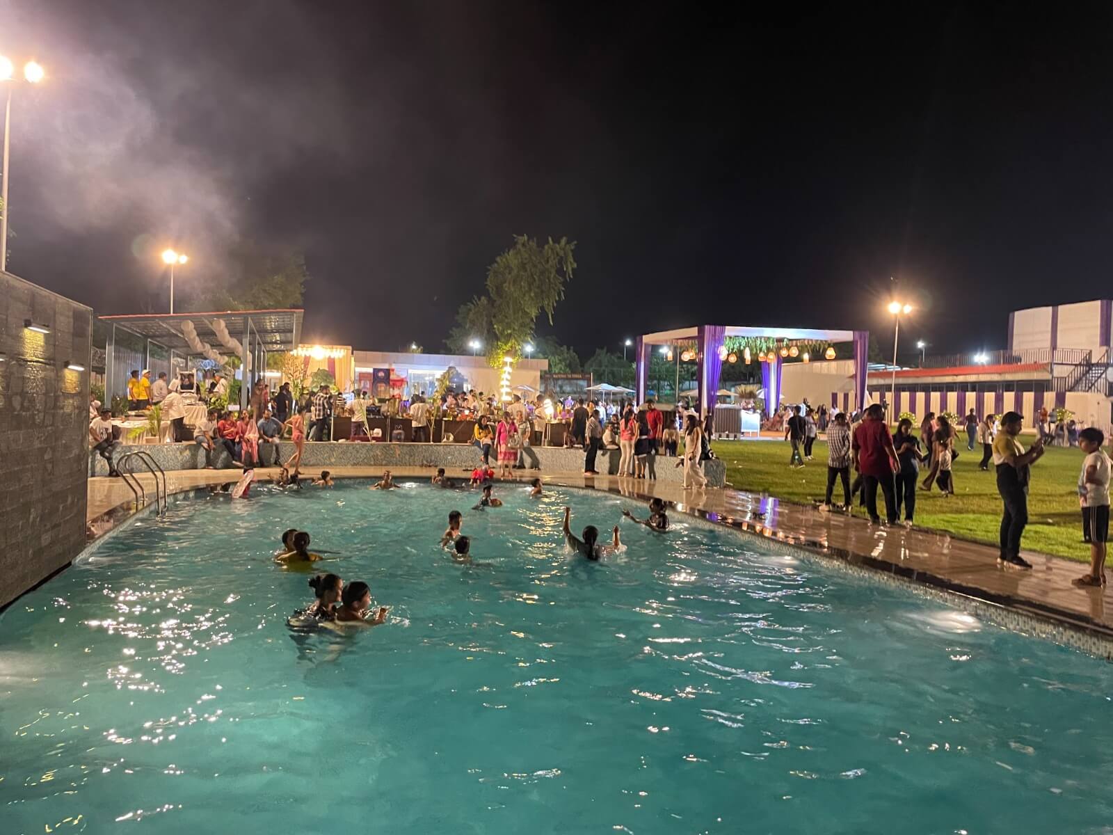 best swimming pool retreat in gurgaon